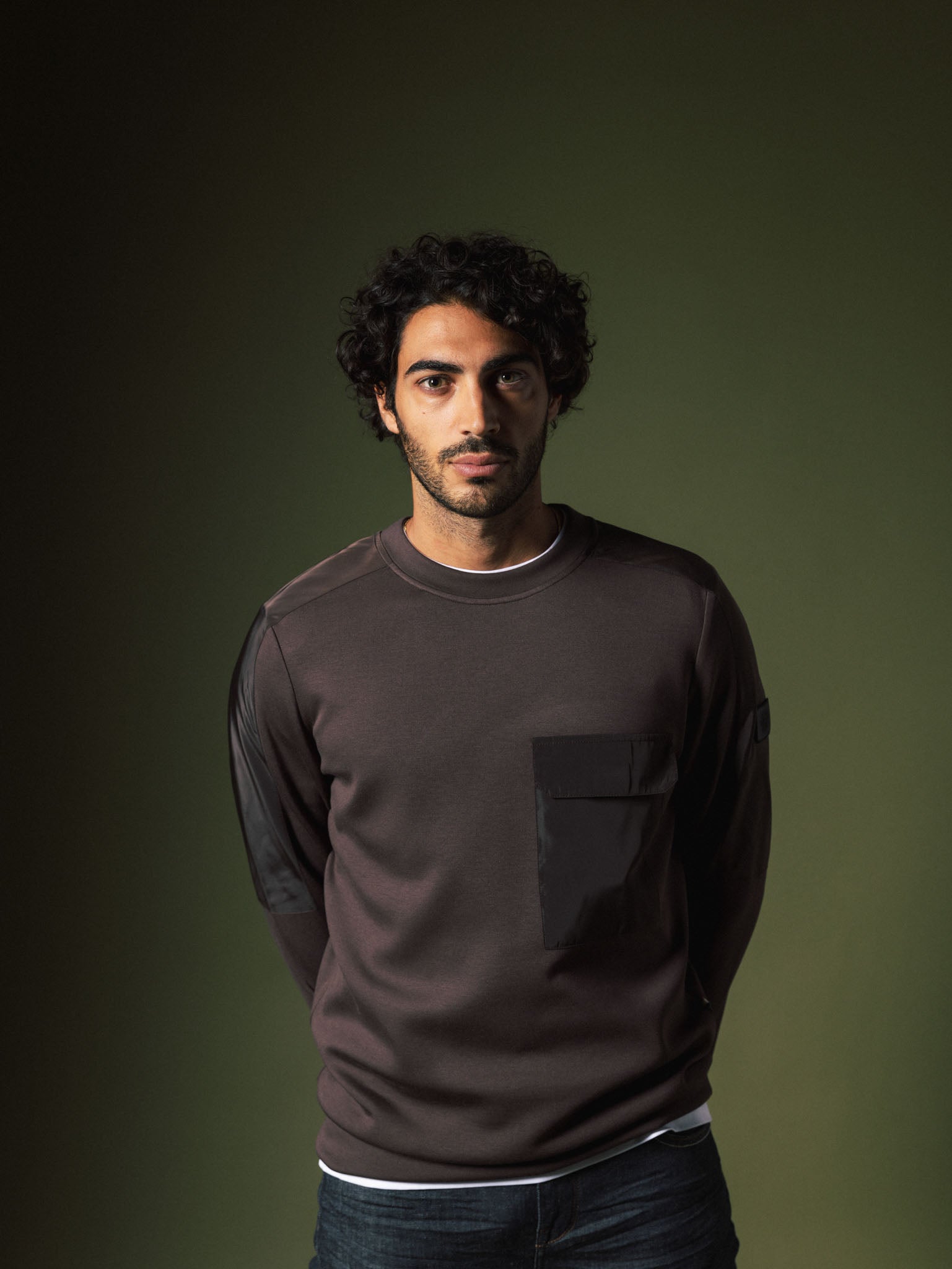 Modelshot / Chocolate Brown / Detail